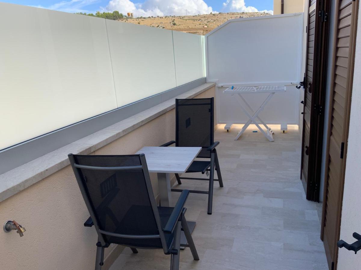 Oasi Nel Deserto Bed and Breakfast Custonaci Buitenkant foto